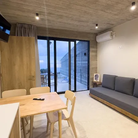 Sea View With Private Swimming Pool הרקליון