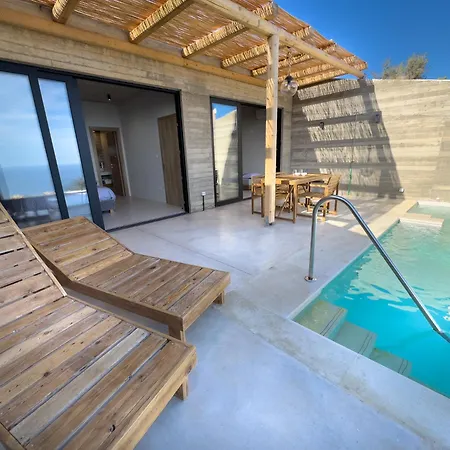 Sea View With Private Swimming Pool * הרקליון