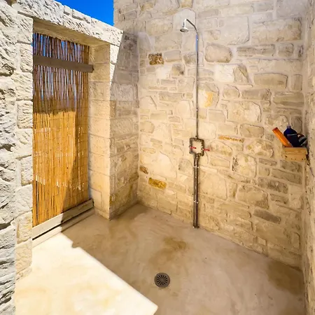 וילה Sea View With Private Swimming Pool הרקליון