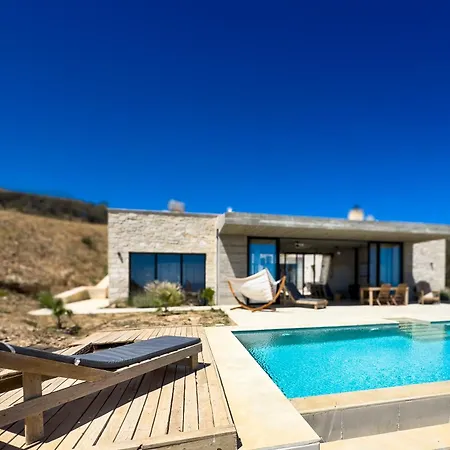 Sea View With Private Swimming Pool הרקליון